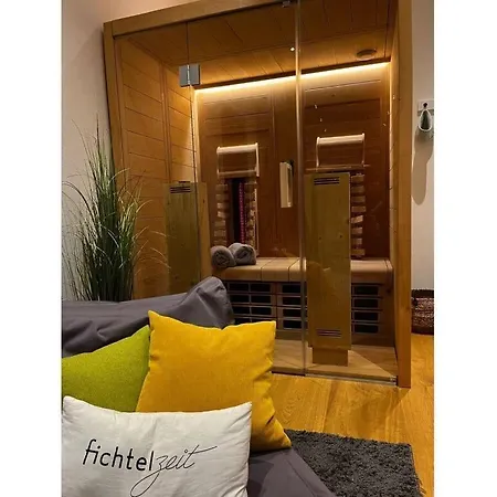 Fichteltijd Wellness Sauna Whirlpool Waldershof