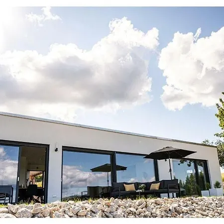 Fichteltijd Wellness Sauna Whirlpool * Waldershof